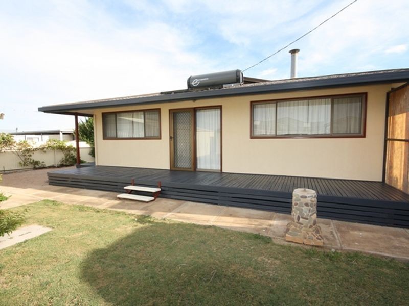 52 Woodforde Dr, North Beach SA 5556