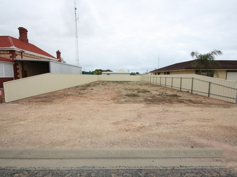 lot 11 Charles Tce, Wallaroo SA 5556