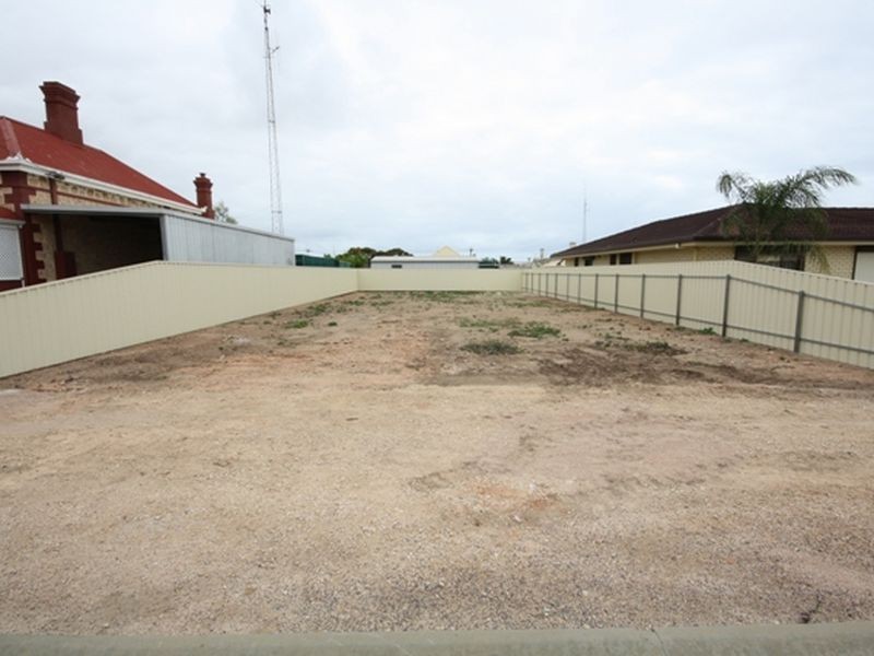 lot 11 Charles Tce, Wallaroo SA 5556