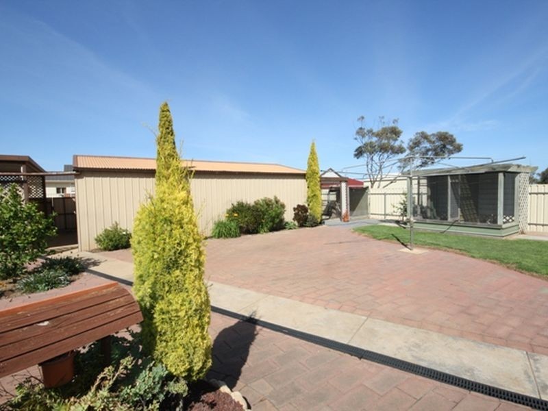34 Kadina Rd, Wallaroo SA 5556