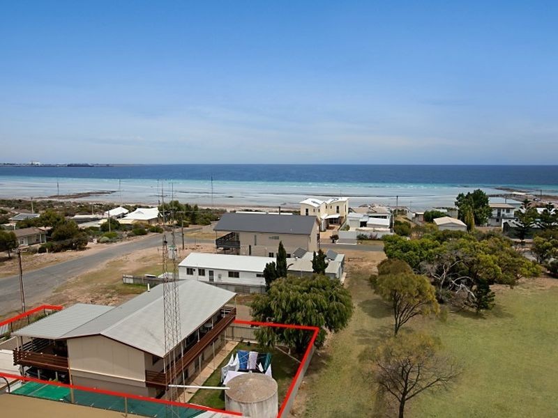 1 Bayview Parade, North Beach SA 5556