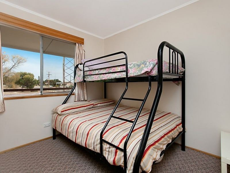 1 Bayview Parade, North Beach SA 5556