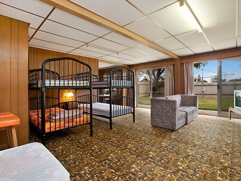 1 Bayview Parade, North Beach SA 5556