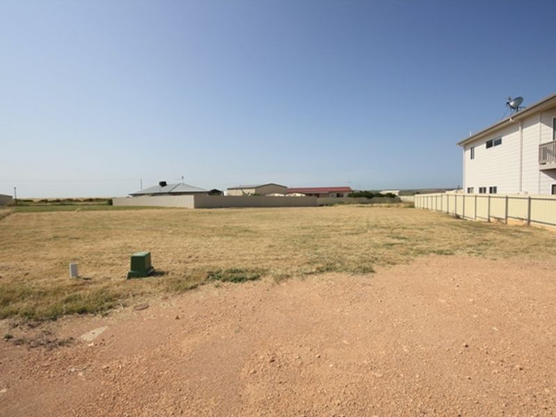 30 Timaru Way, North Beach SA 5556