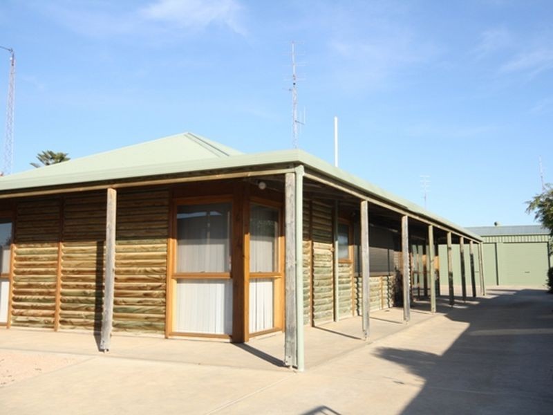 4 Gloria Avenue, North Beach SA 5556