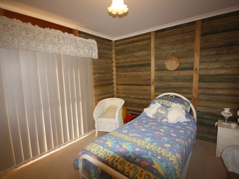 4 Gloria Avenue, North Beach SA 5556