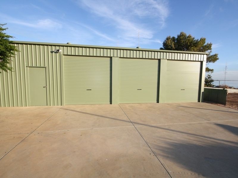 4 Gloria Avenue, North Beach SA 5556