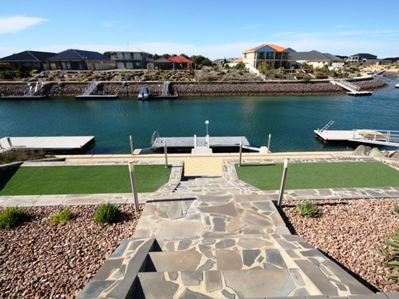 55 Stately Way, Wallaroo SA 5556