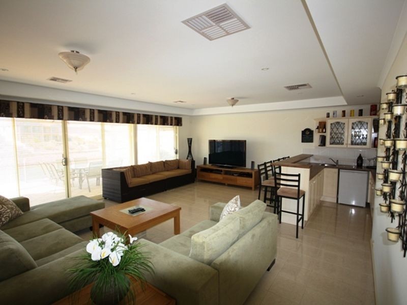 55 Stately Way, Wallaroo SA 5556