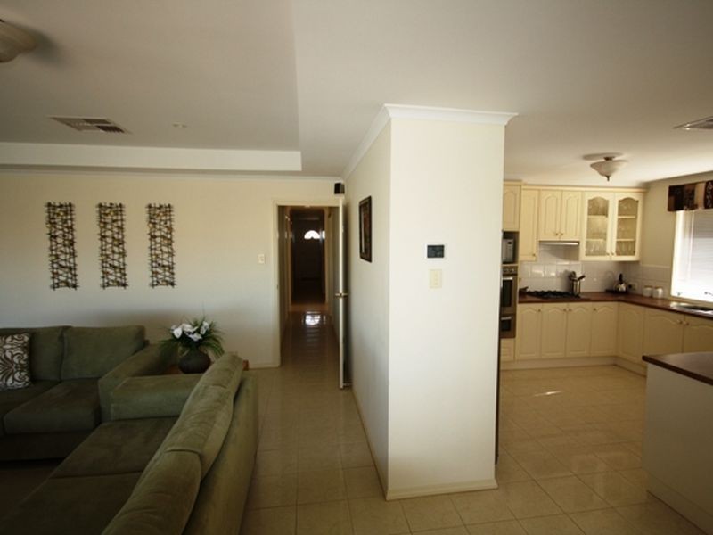 55 Stately Way, Wallaroo SA 5556