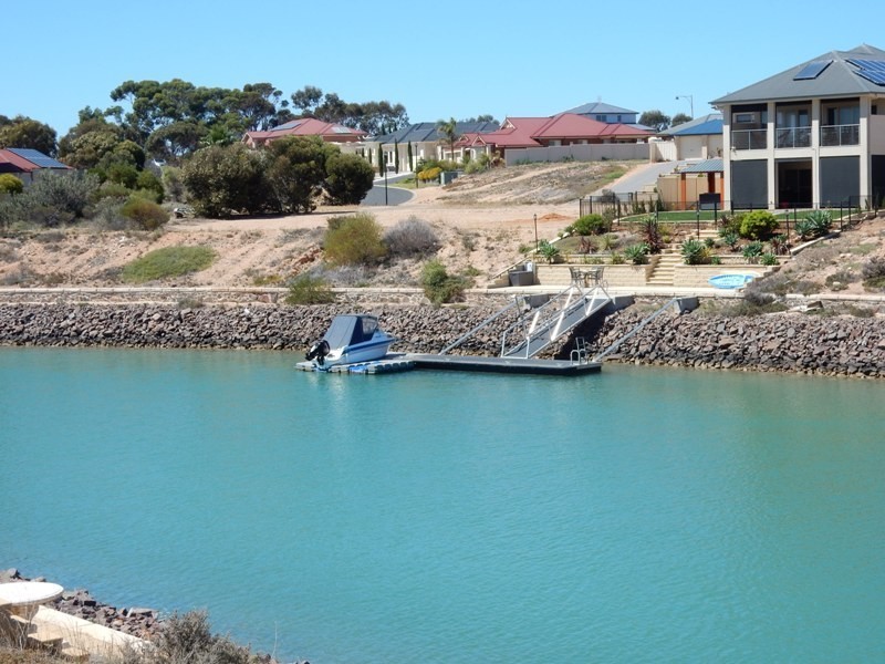 70 Stately Way, Wallaroo SA 5556