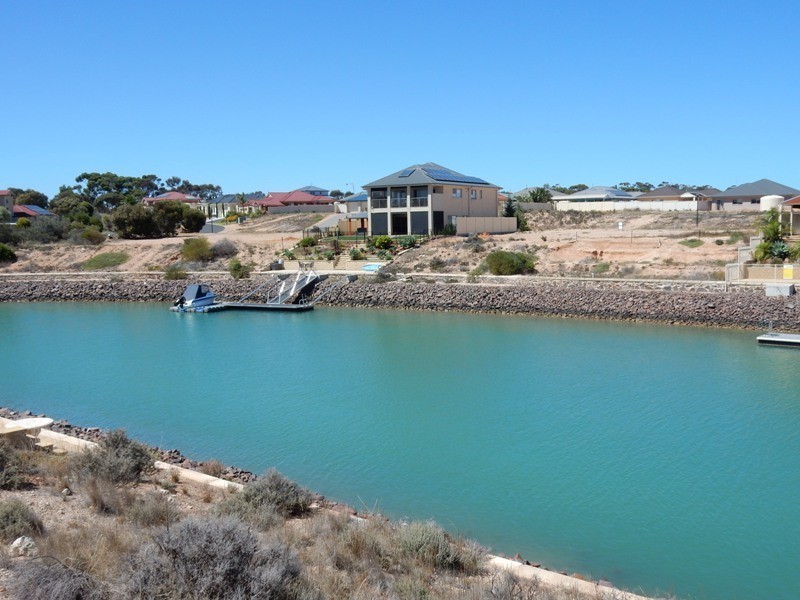 70 Stately Way, Wallaroo SA 5556