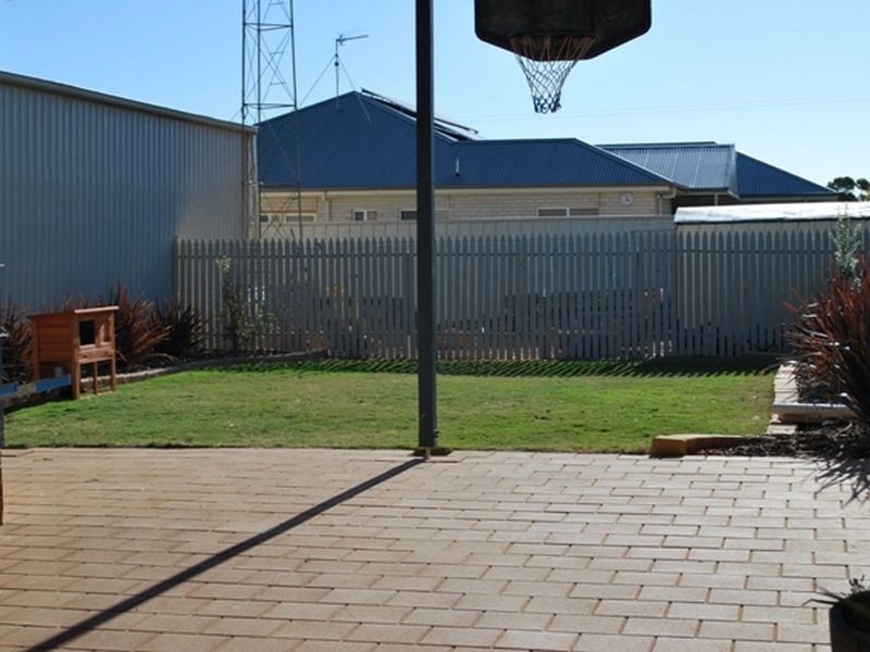 1 Wharton Street, Wallaroo SA 5556
