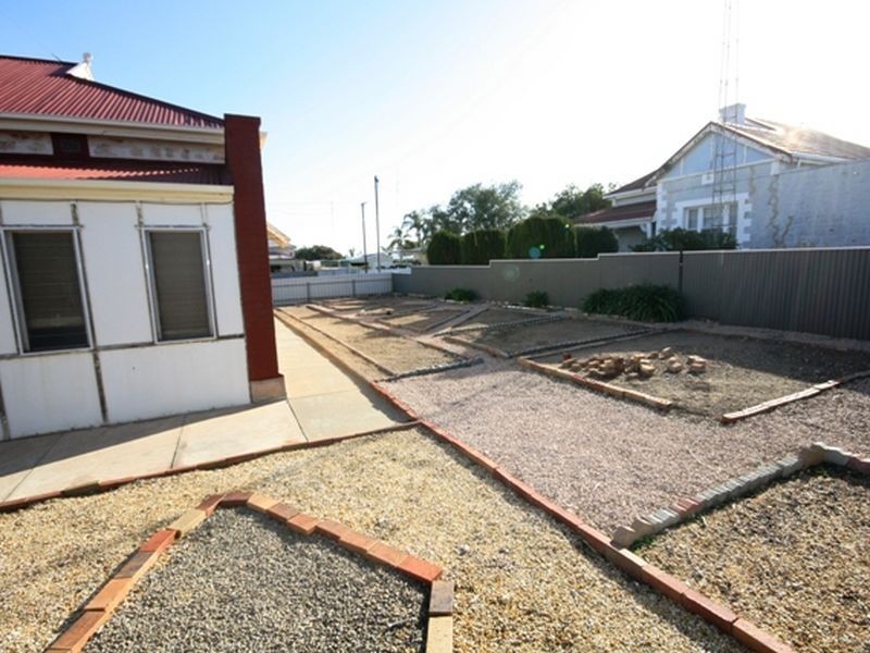 39 Charles Terrace, Wallaroo SA 5556