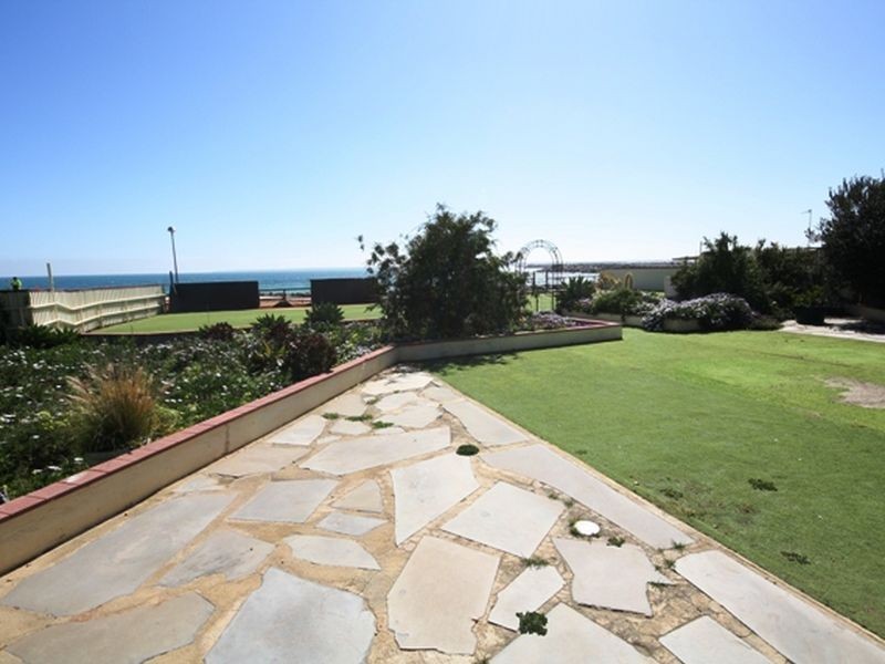 1 Jetty Road, Wallaroo SA 5556