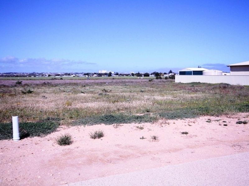 9 Kassa Rd, North Beach SA 5556