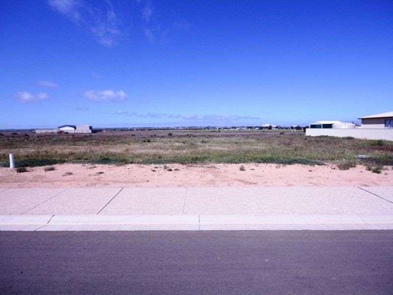 9 Kassa Rd, North Beach SA 5556