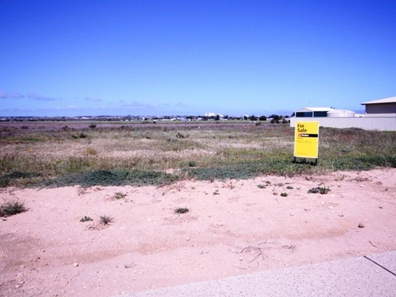 9 Kassa Rd, North Beach SA 5556