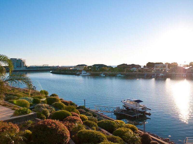 3-5 Oriental Crt, Wallaroo SA 5556