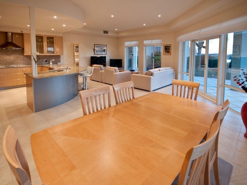 3-5 Oriental Crt, Wallaroo SA 5556