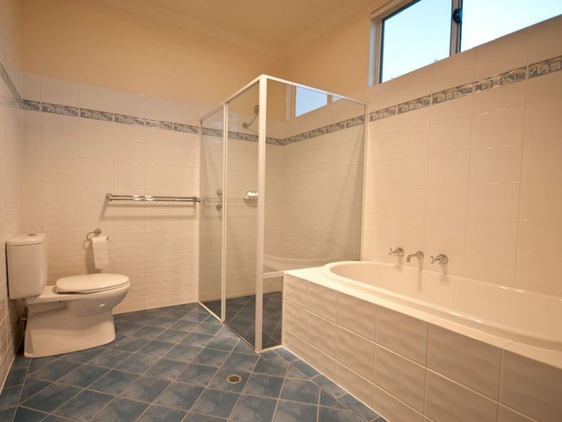 3-5 Oriental Crt, Wallaroo SA 5556