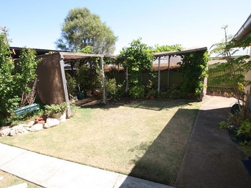 18 May Street, Wallaroo SA 5556
