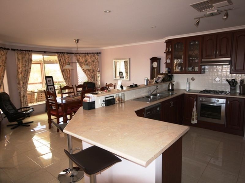 10 Boase Crescent, Wallaroo SA 5556