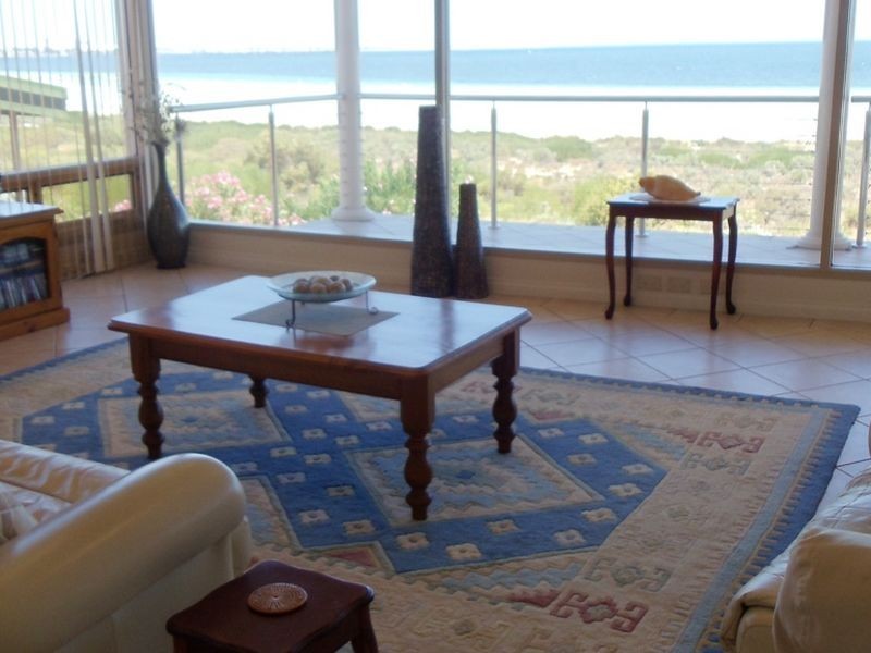 17 Oceanview Drive, North Beach SA 5556