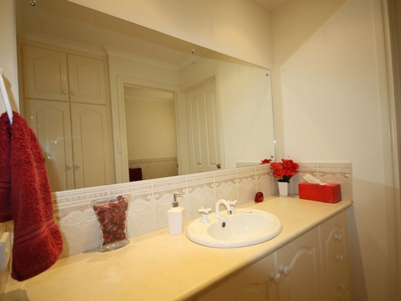 13 Price St, Wallaroo SA 5556