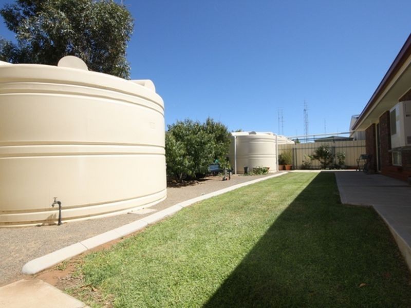 13 Price St, Wallaroo SA 5556