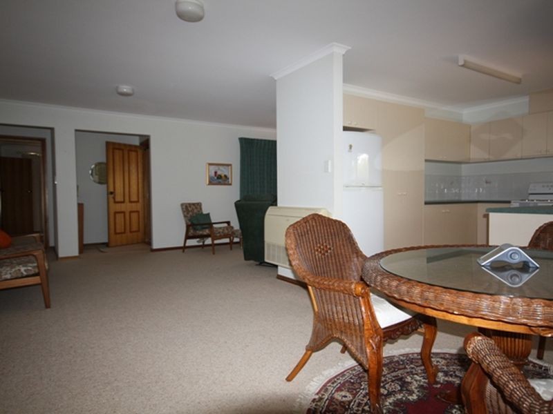 4 Gilmore Crescent, Wallaroo SA 5556