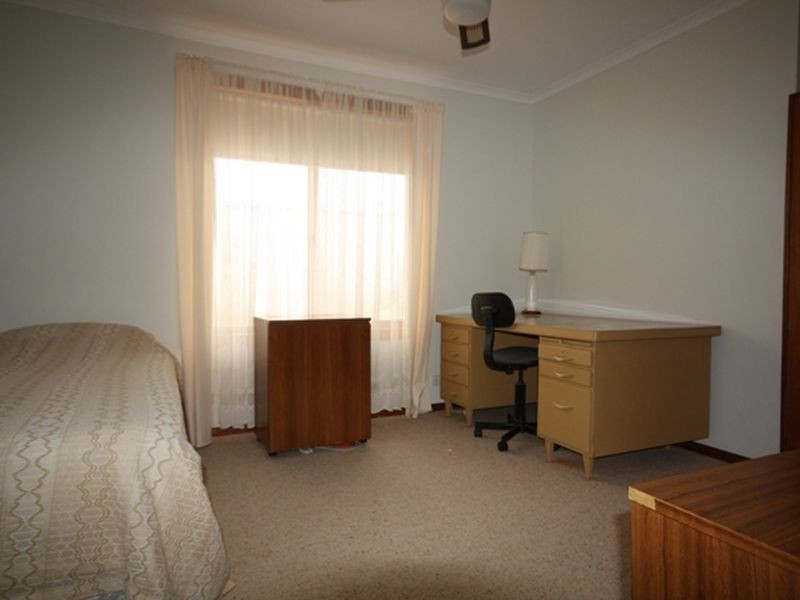 4 Gilmore Crescent, Wallaroo SA 5556