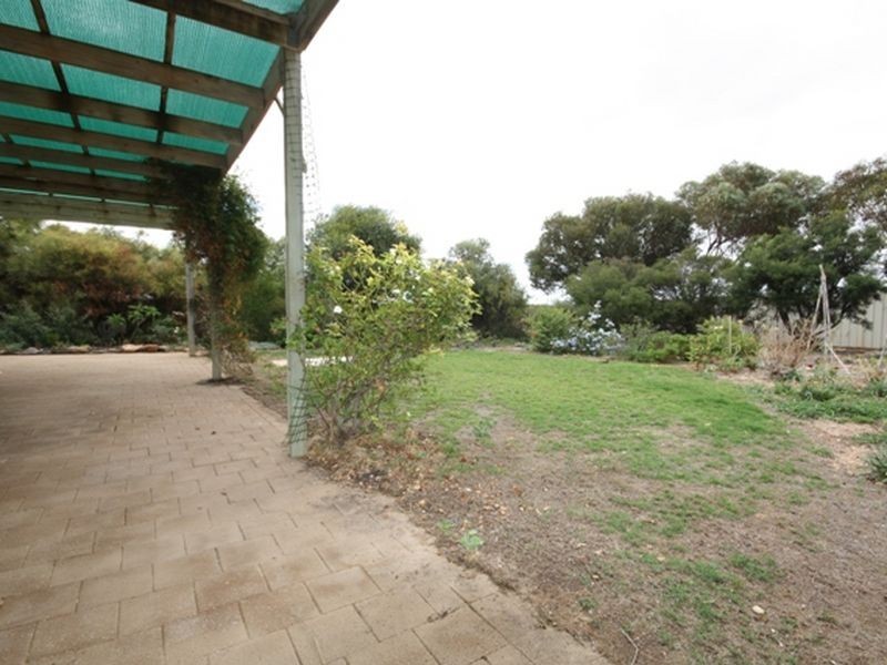 4 Gilmore Crescent, Wallaroo SA 5556