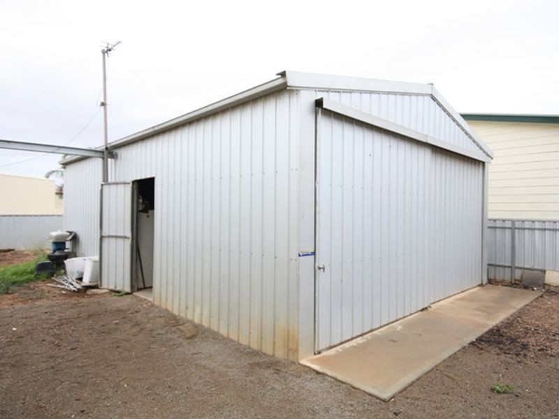 16 Kadina Rd, Wallaroo SA 5556