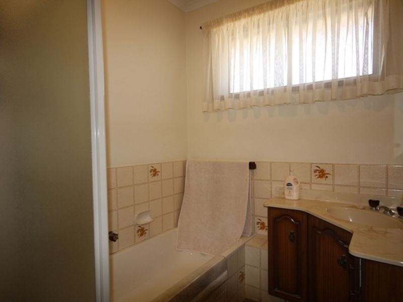 14 Charles Tce, Wallaroo SA 5556