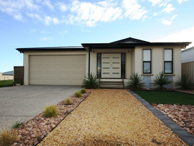 45 Islesworth Street, North Beach SA 5556