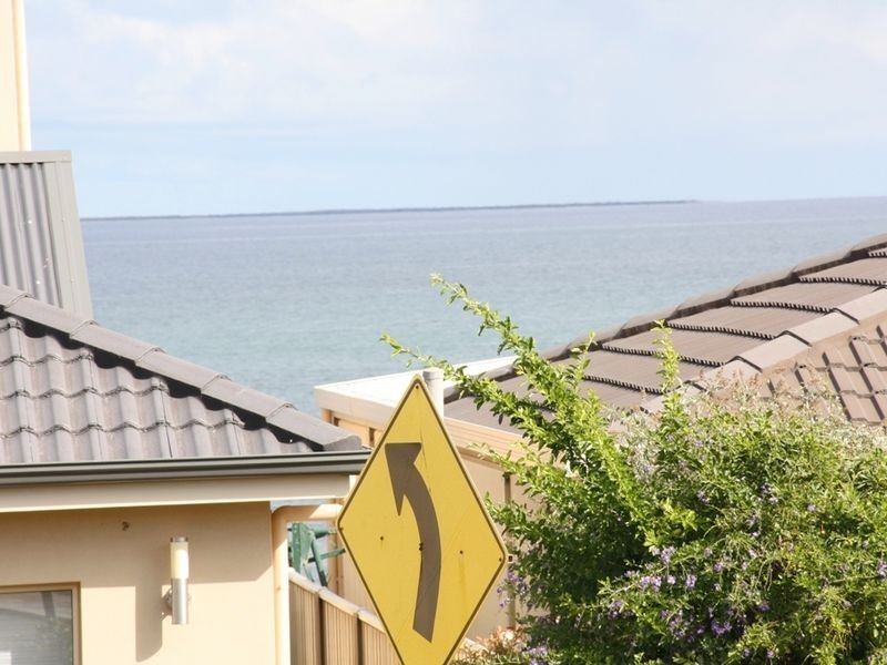 36 Oceanview Drive, North Beach SA 5556