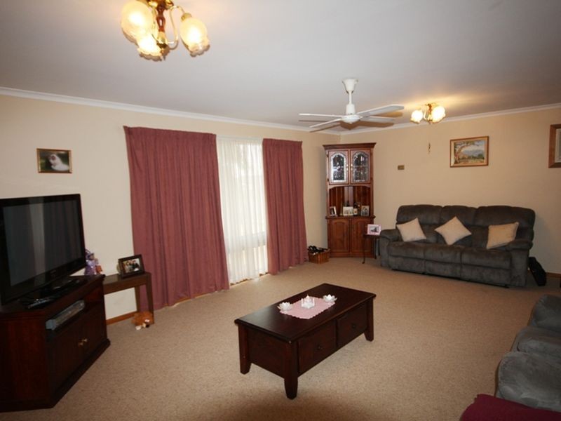 32 Irwin Street, Wallaroo SA 5556