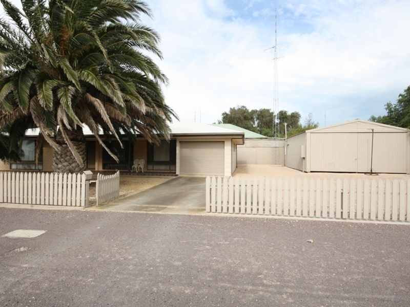 32 Irwin Street, Wallaroo SA 5556