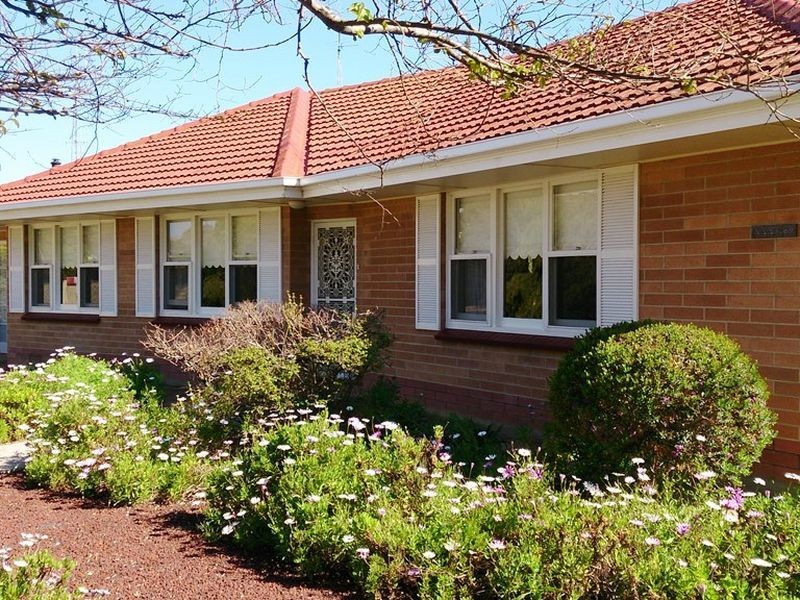 17 Lydia Tce, Wallaroo SA 5556
