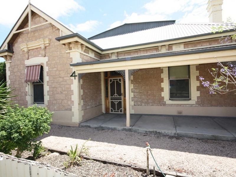 4 Hall Street, Wallaroo SA 5556