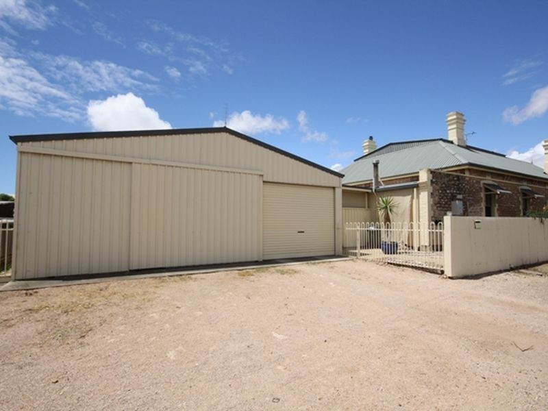 4 Hall Street, Wallaroo SA 5556