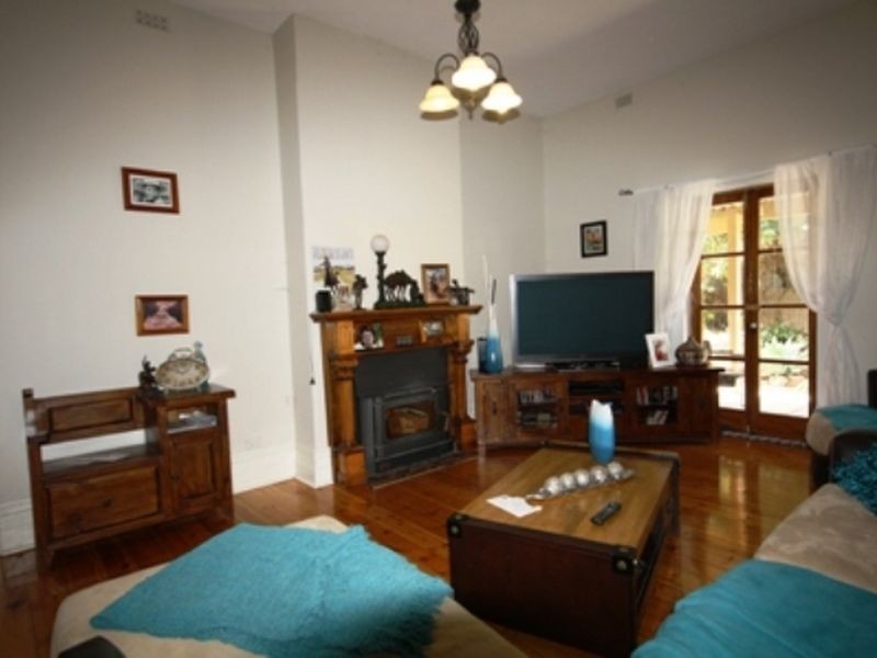 4 Hall Street, Wallaroo SA 5556