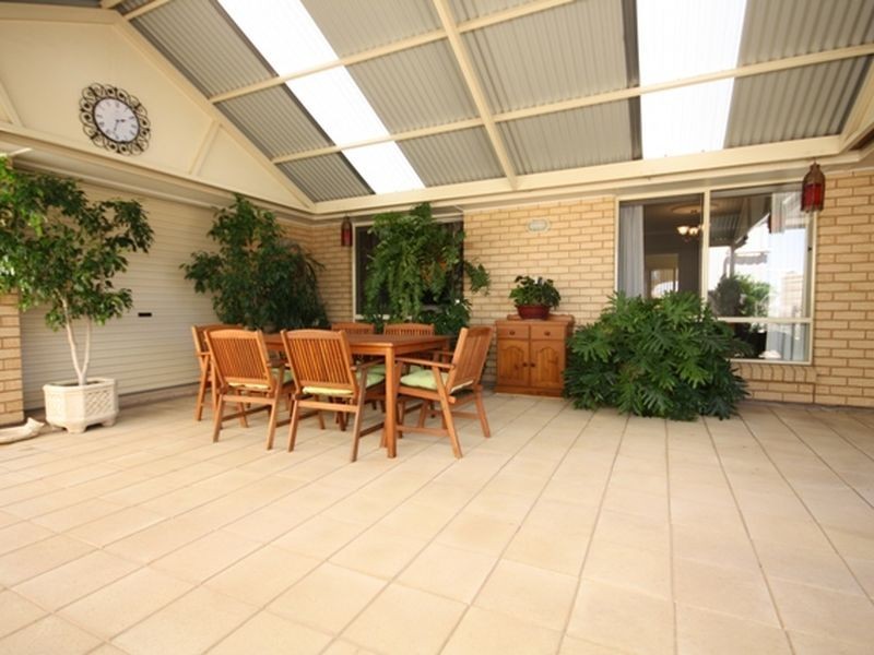 8 Price, Wallaroo SA 5556