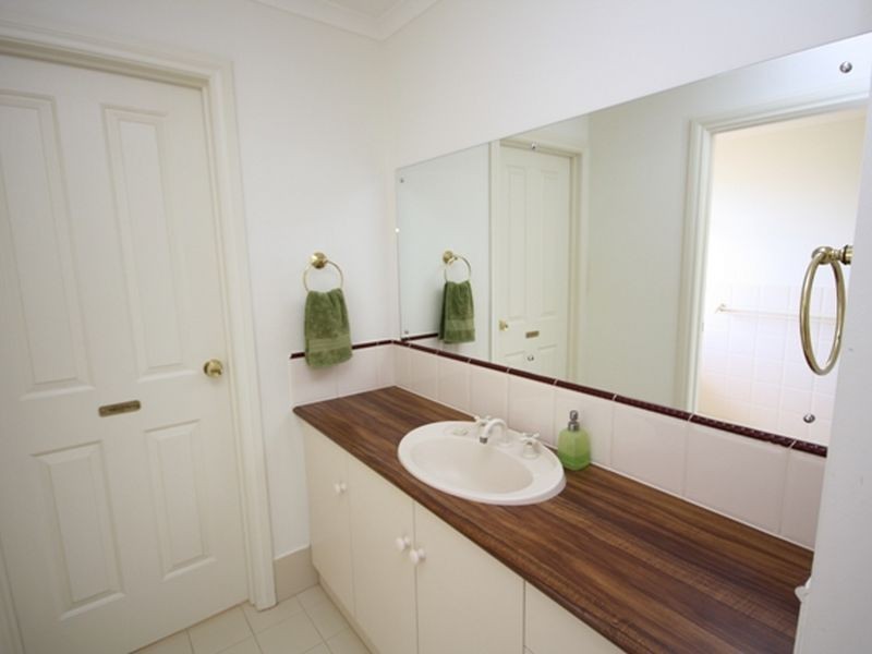 8 Price, Wallaroo SA 5556