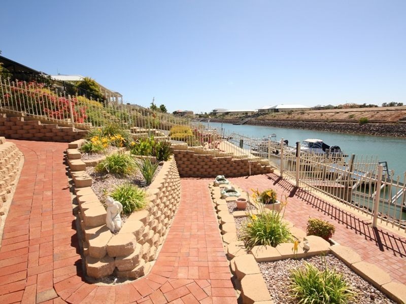 68 Gilmore Crescent, Wallaroo SA 5556