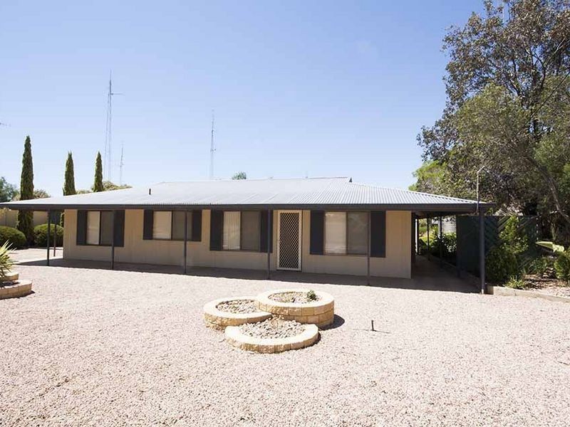 95 Cornish Tce, Wallaroo SA 5556