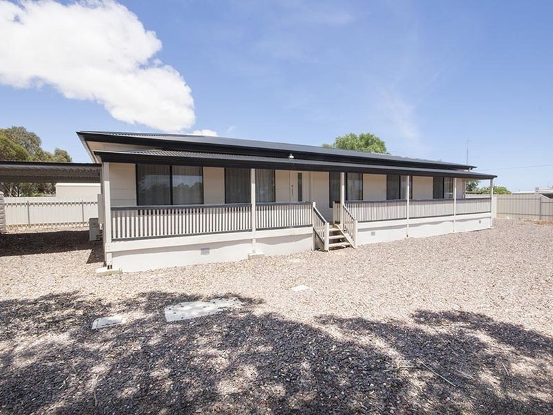 12 Cornish Terrace, Wallaroo SA 5556