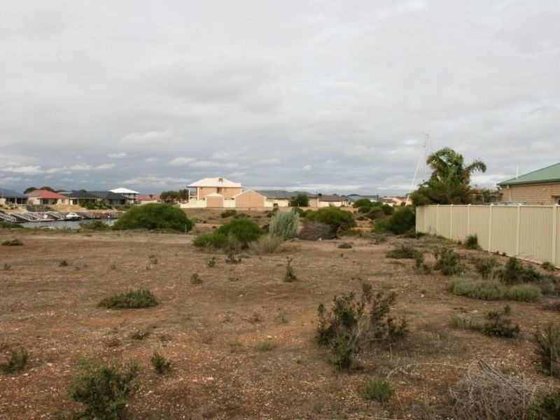 2 Genoa Place, Wallaroo SA 5556