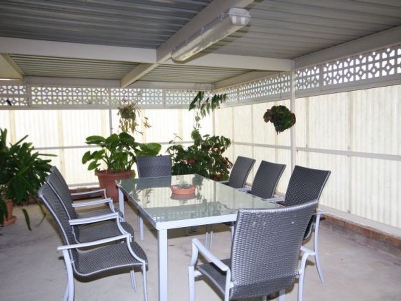 10 Malcolm Crt, Wallaroo SA 5556